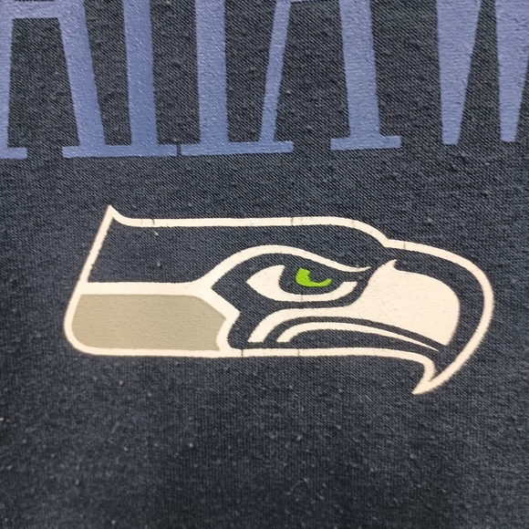 Seattle Seahawk pullover hoodie with pocket size youth 14 -16 - Picture 8 of 13